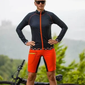 Killertaler Damen Baggy Bike Shorts rot-orange — stylisch und bequem, handgefertigt in Burladingen