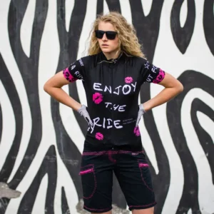 Killertaler Damen Radtrikot Kiss kurzarm — modisch, sexy. Handgefertigt im Killertaler Outlet in Burladingen auf der Schwäbischen Alb