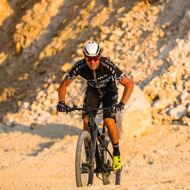 Killertaler Herren Radtrikot "Transalp" — schwarz/weiß – Bild 3