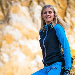 Killertaler Damen Windjacke Tramontana türkis-schwarz — ultraleicht und bequem, handgefertigt in Burladingen